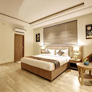 hotel-crayton-near-igi-airport-delhi.top-gurgaonhotels.com/