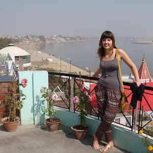 rahul-guest-house.hotels-varanasi.com/